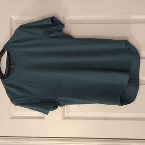Lululemon Men's Licensed to Train Short Sleeved Shirt size Medium